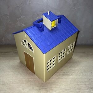 Peppa Pig Schoolhouse Playset + 14 Figures Bundle Classroom Set